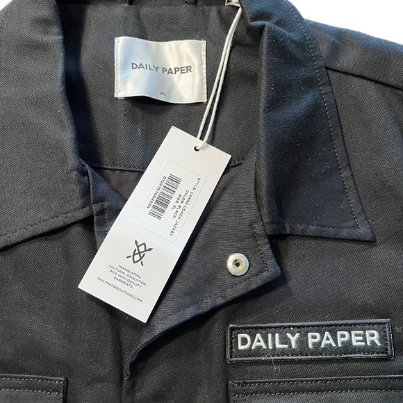 DAILY PAPER Men Cargo Coach Jacket. - Picture 2 of 5